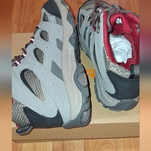 BOYS MERRELL WATERPROOF HIKING BOOT